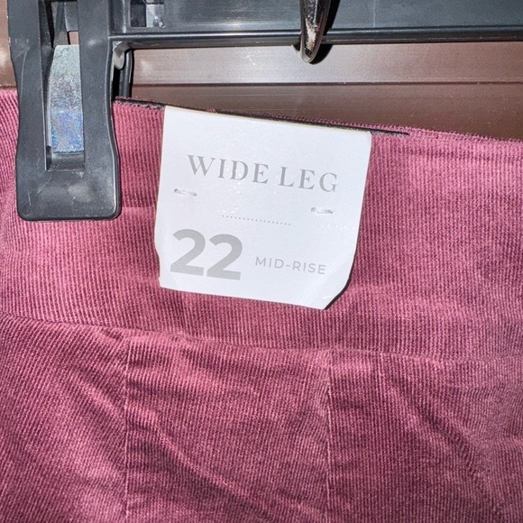 NWT Lane Bryant Corduroy Mid Rise Trouser Wide Leg Pant Size 22 - Picture 5 of 11